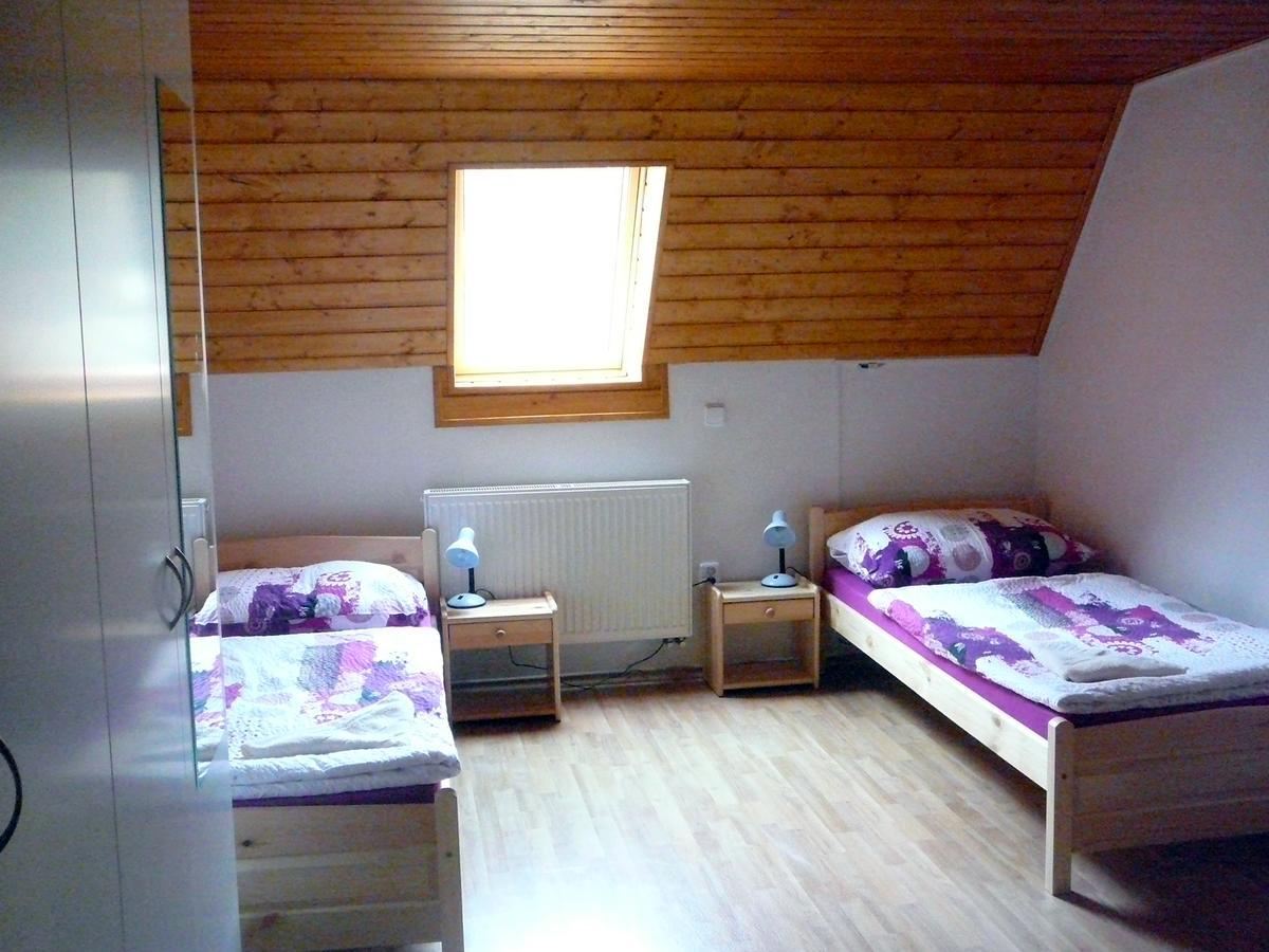 Ubytovani Nad Bisonem Hlinsko Buitenkant foto